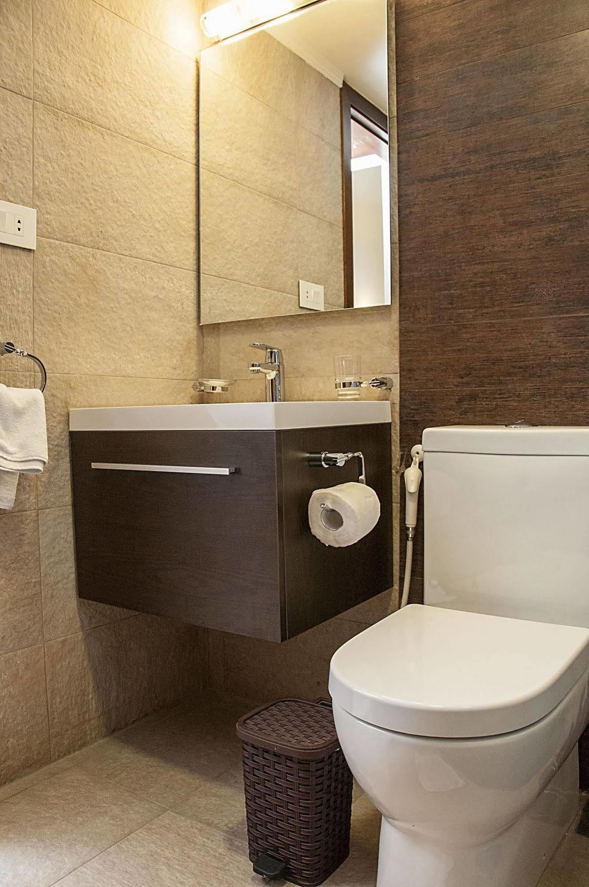 Marble Tower Hotel Beirut Bagian luar foto