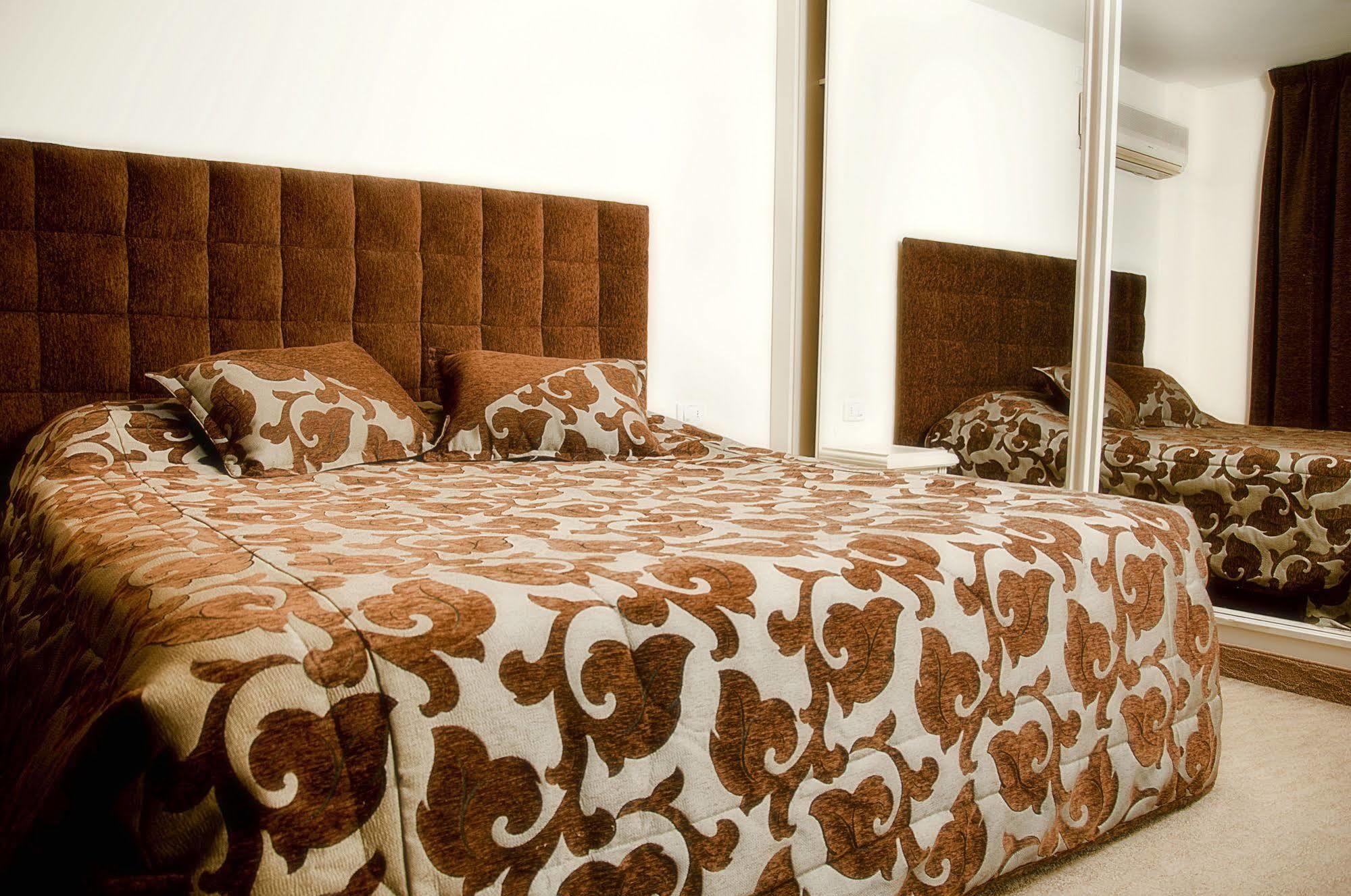 Marble Tower Hotel Beirut Bagian luar foto