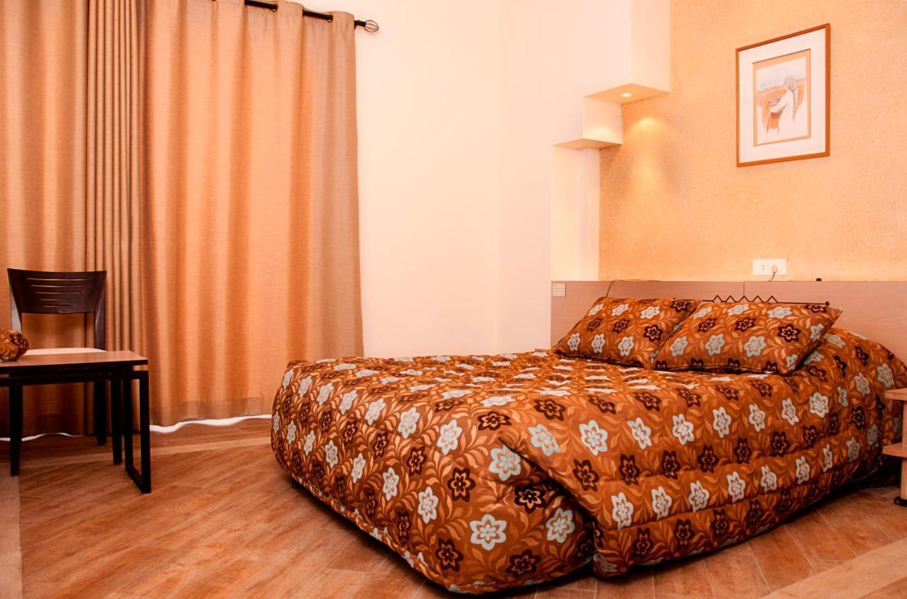 Marble Tower Hotel Beirut Bagian luar foto